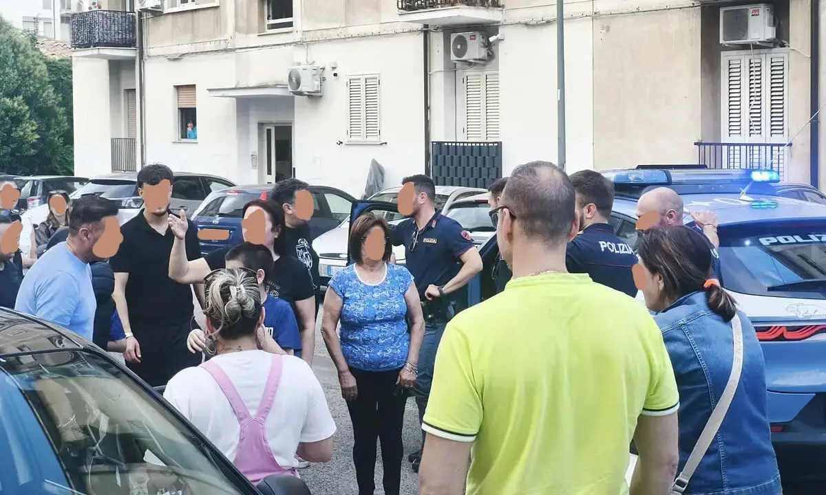 Attimi di paura a Cosenza: bambino scomparso in via Panebianco, poi il lieto fine\n