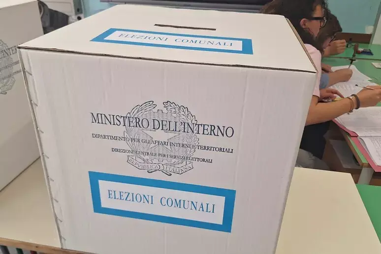 Comunali nel Vibonese,\u00A0affluenza al 46,07% nella prima giornata: a Spilinga il dato più alto, Tropea e Maierato in calo\n