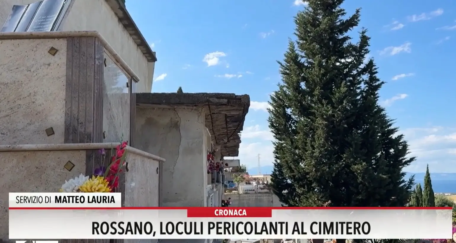 Rossano, loculi pericolanti al cimitero