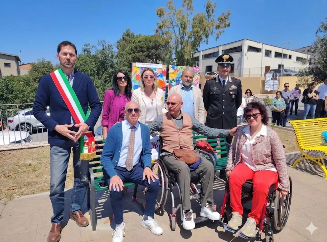 Roghudi, inaugurata la panchina inclusiva “Sinapsi”\n