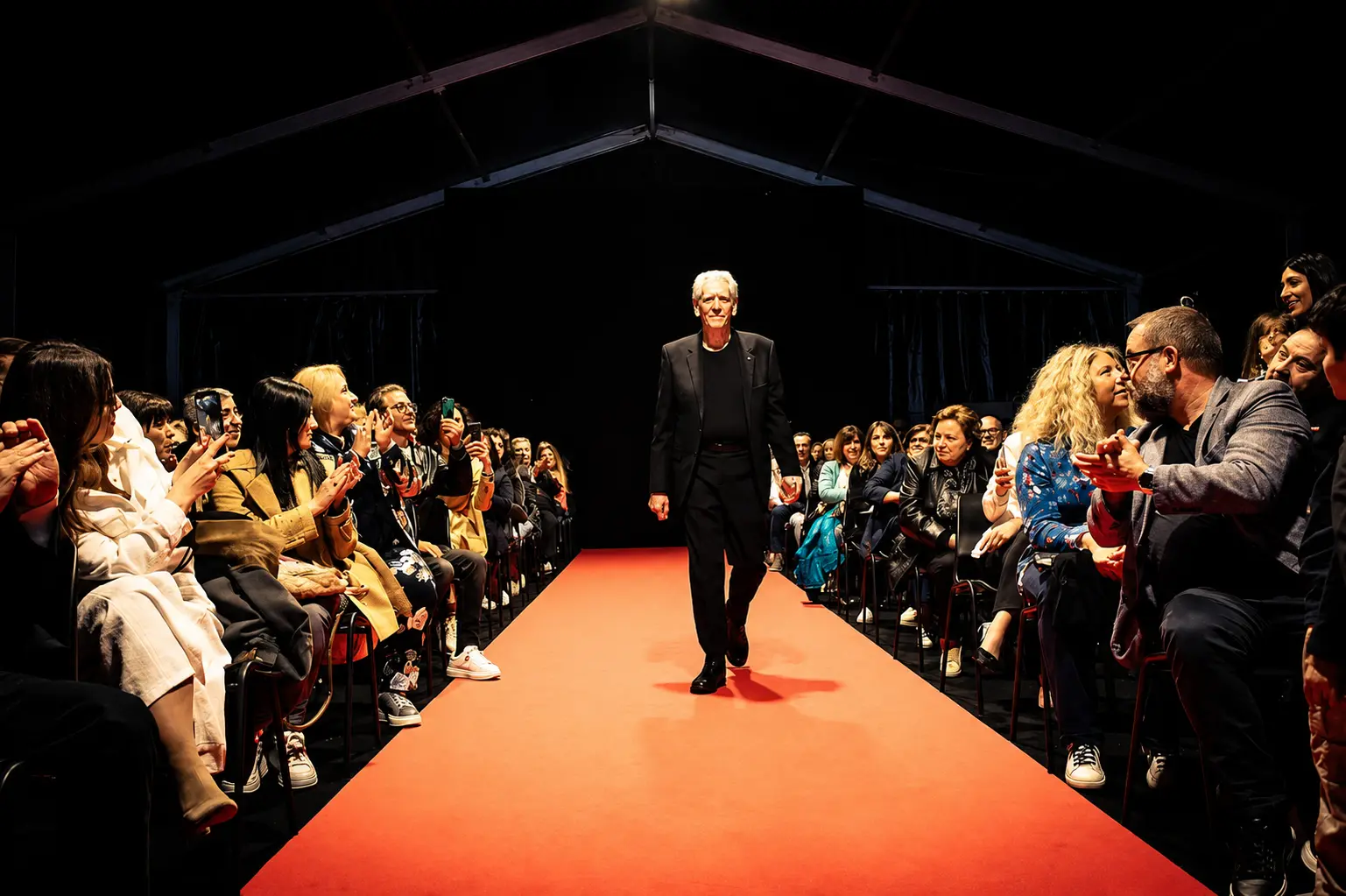 David Cronenberg: «Tornare alla pellicola? Non lo farei mai. La vita contiene sempre orrore e umorismo»\n