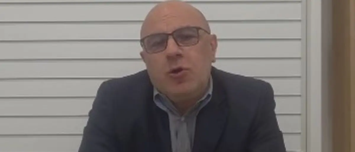 Castrolibero, De Cicco festeggia Serra e punge Greco: «Chi semina vento raccoglie tempesta»\n