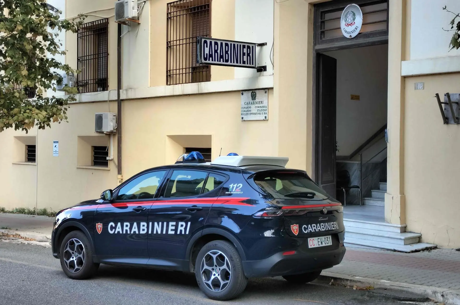 Maxi operazione anti-droga della Dda, scoperta nel Reggino una raffineria: 4 fermati\n