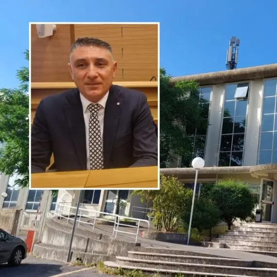 Provincia, La Caria smentisce l’adesione ai Democratici e Riformisti: «Resto nel Movimento 5 Stelle»\n