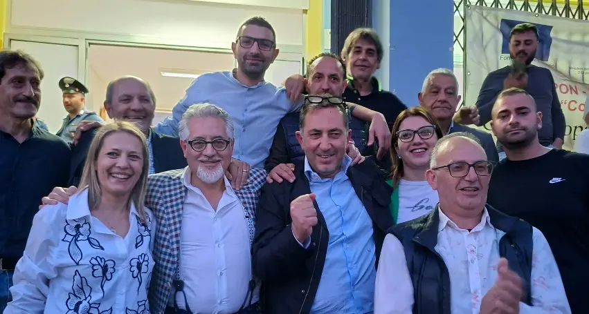 San Calogero sceglie Brosio: battuto il sindaco uscente Maruca per 58 voti, Maccarone terzo entra in Consiglio\n