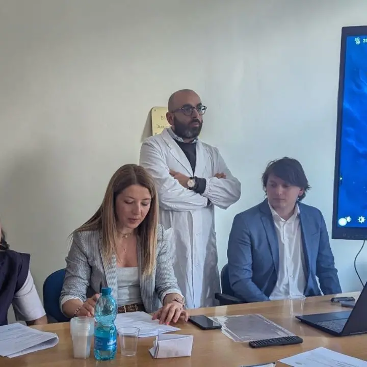 L’ospedale di Cosenza sperimenta l’embolizzazione per curare il dolore al ginocchio\n