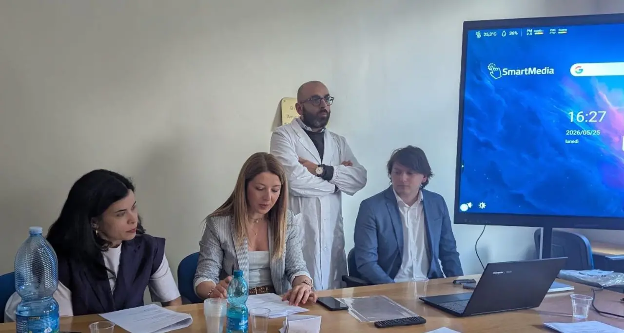L’ospedale di Cosenza sperimenta l’embolizzazione per curare il dolore al ginocchio\n
