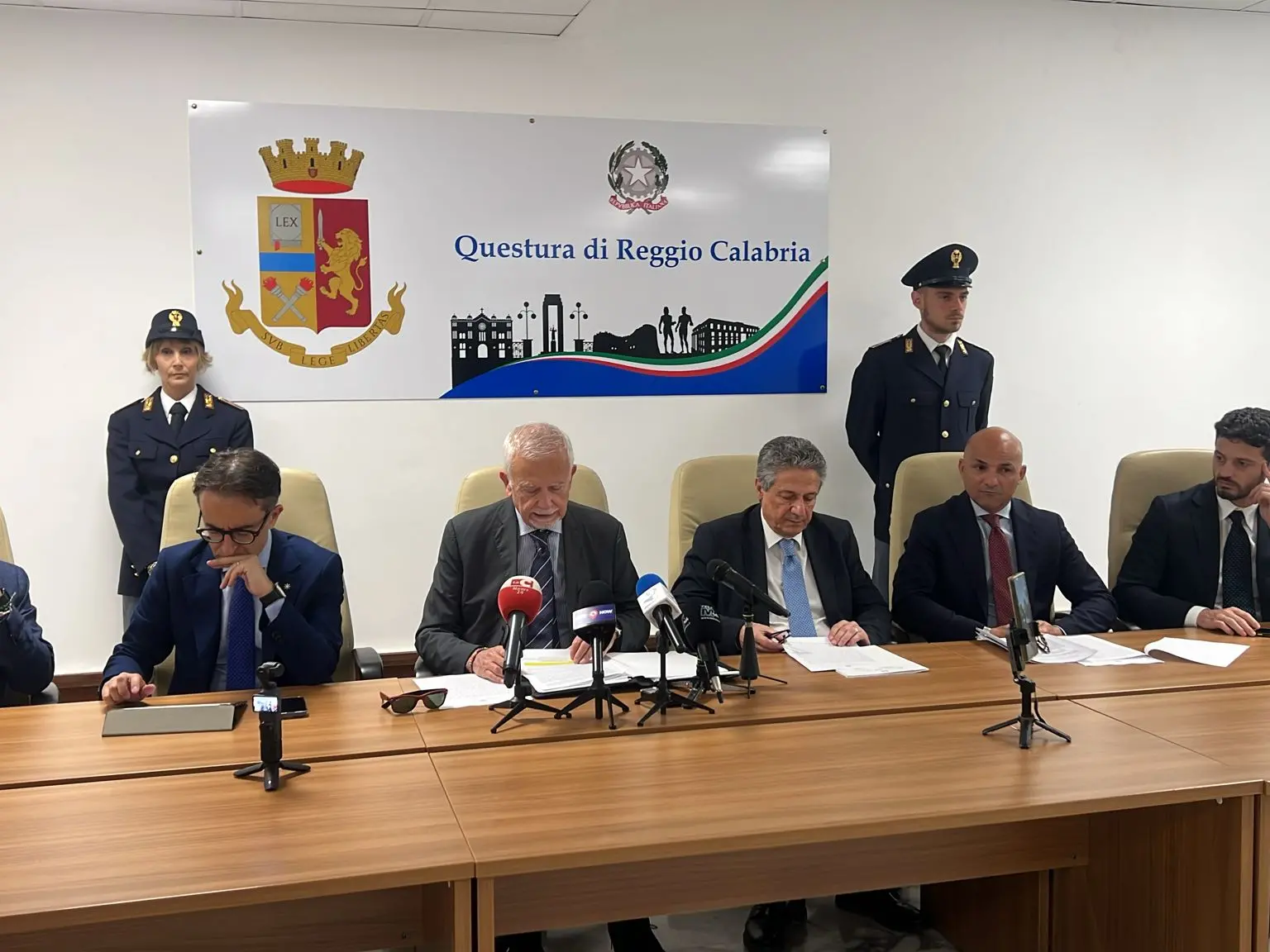 Blitz anti-droga a Reggio Calabria, Borrelli: «Un’intera parte della città dedicata allo spaccio»