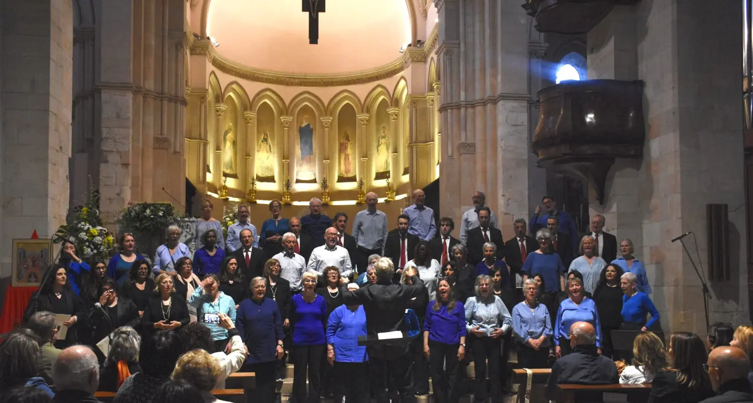 Cosenza Londra:\u00A0il trionfo del gemellaggio tra musica, solidarietà e radici\n