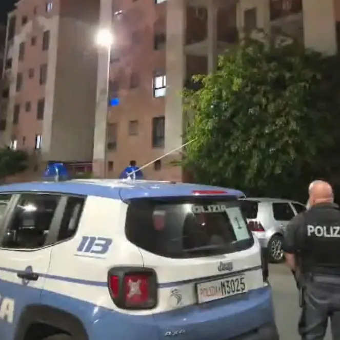 <p>Piazza di spaccio attiva h24 a Reggio: giro da 3mila euro al giorno e minori di 14anni assoldati per vendere droga</p>