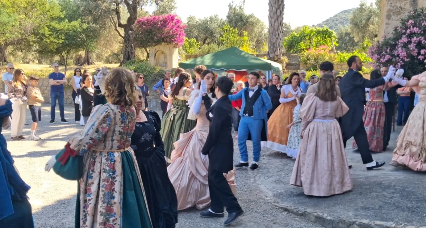 A Cariati il Castello Venneri apre e conquista oltre trecento visitatori alla prima visita\n