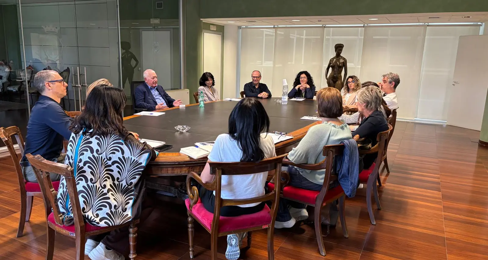 Scuola e istituzioni, a Rende parte il dialogo permanente tra Comune e dirigenti scolastici\n
