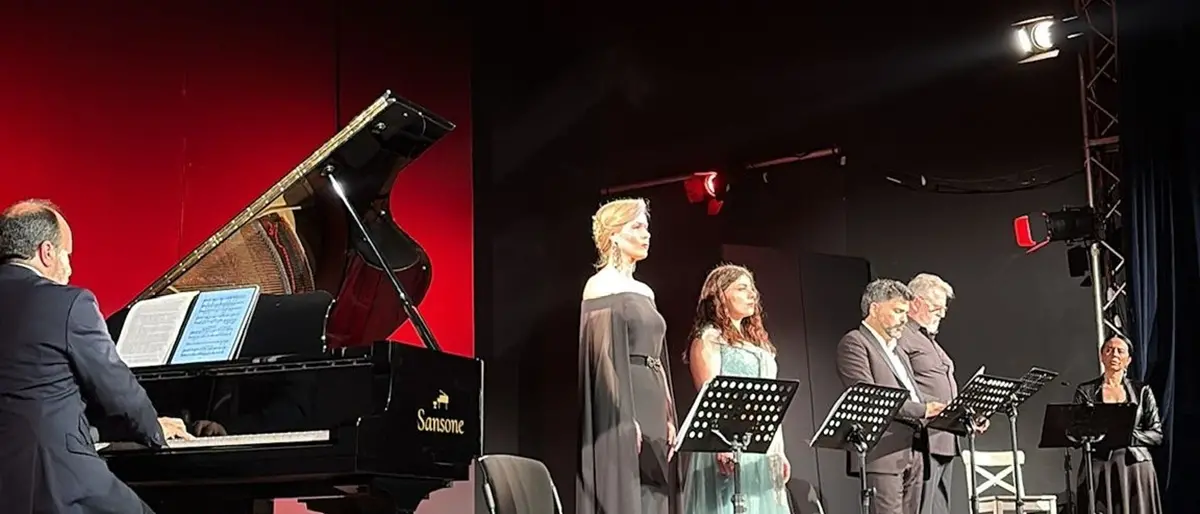 Una Turandot senza tempo incanta Locri: tributo a Puccini\n