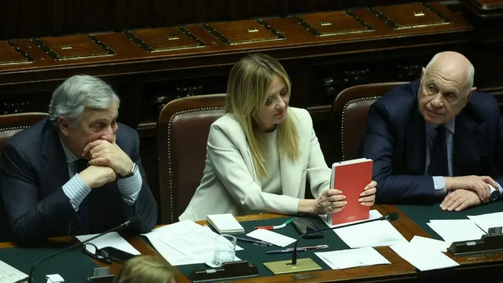 Meloni vuole “salvinizzare” Vannacci per vincere ancora,\u00A0ma Marina Berlusconi può far saltare il centrodestra\n