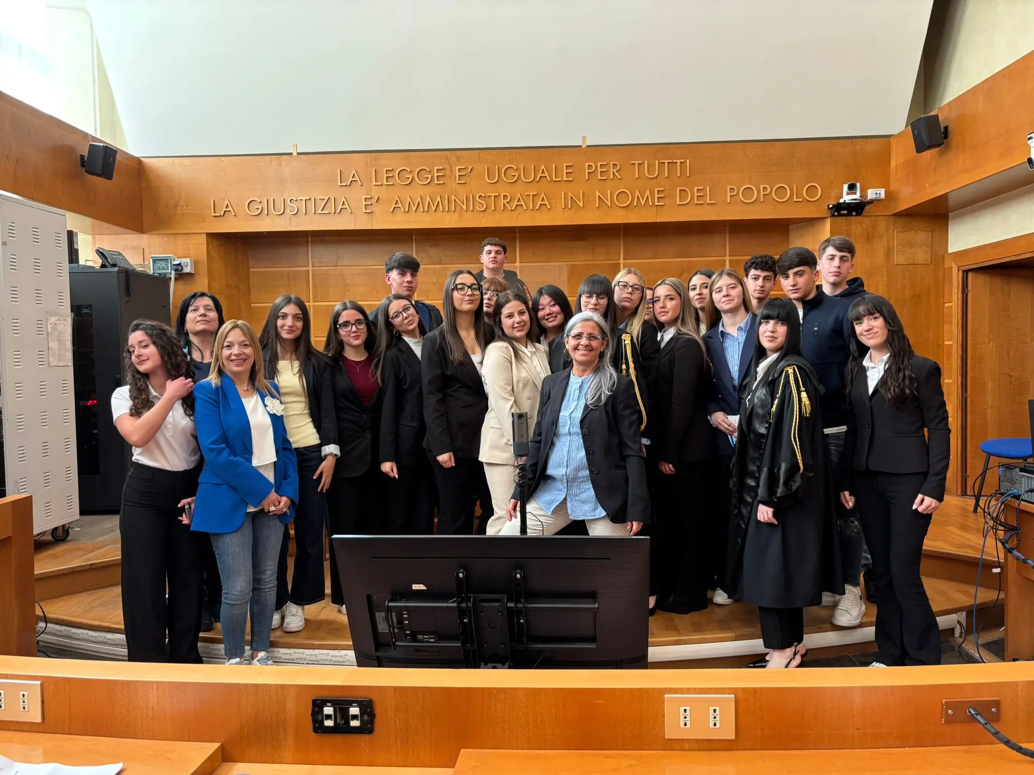 Studenti del liceo Berto in toga\u00A0a Lamezia Terme per “Ciak si gira”: «La scuola è il primo presidio di legalità»\n