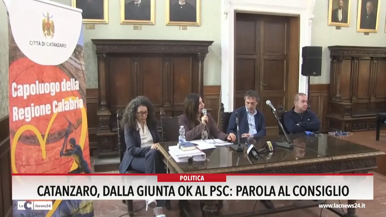 Catanzaro, dalla Giunta ok al Psc: parola al Consiglio