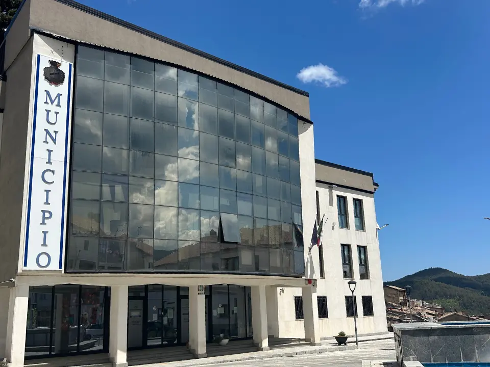 San Giovanni in Fiore, la giunta approva disavanzo di 7,8 milioni. Barile: «Saranno anni duri»
