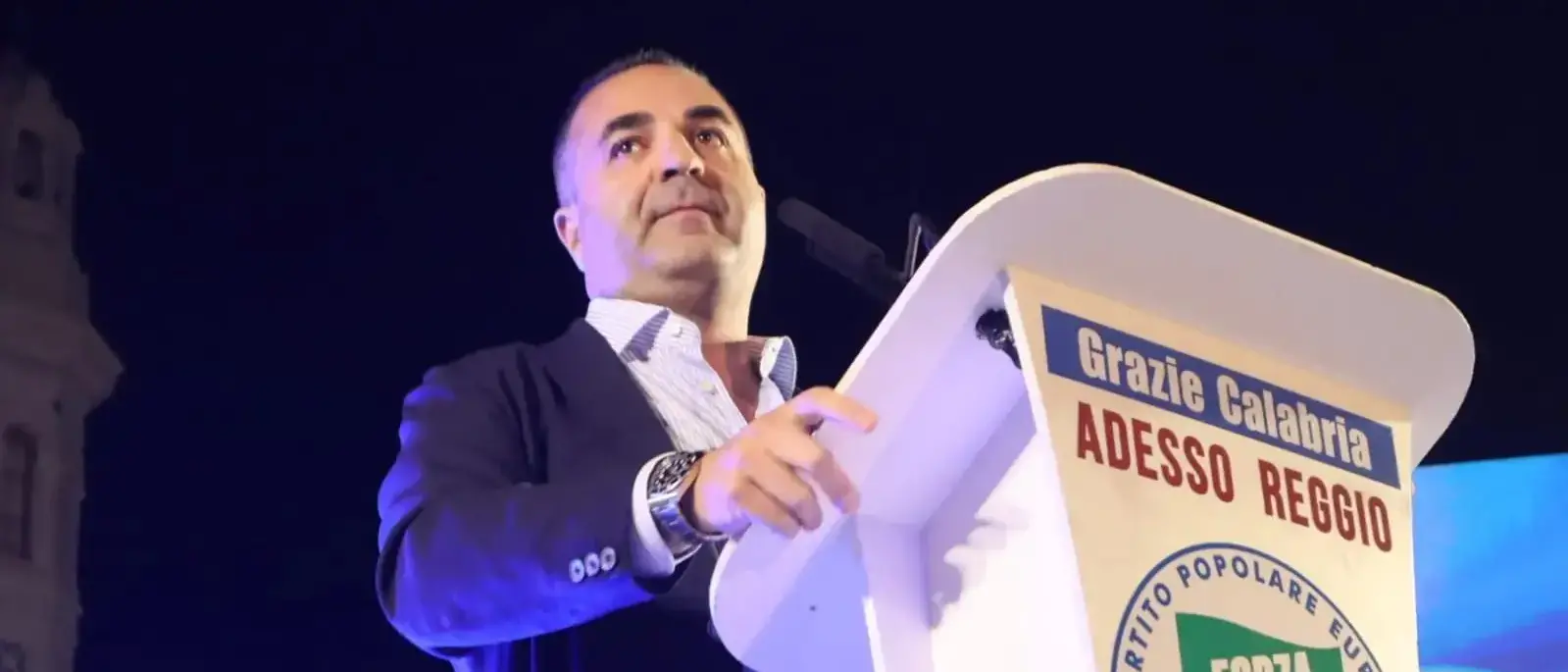 Il centrodestra cala il tris... di liste e mantiene la promessa: una sola “reggina” nella rosa dei candidati\n