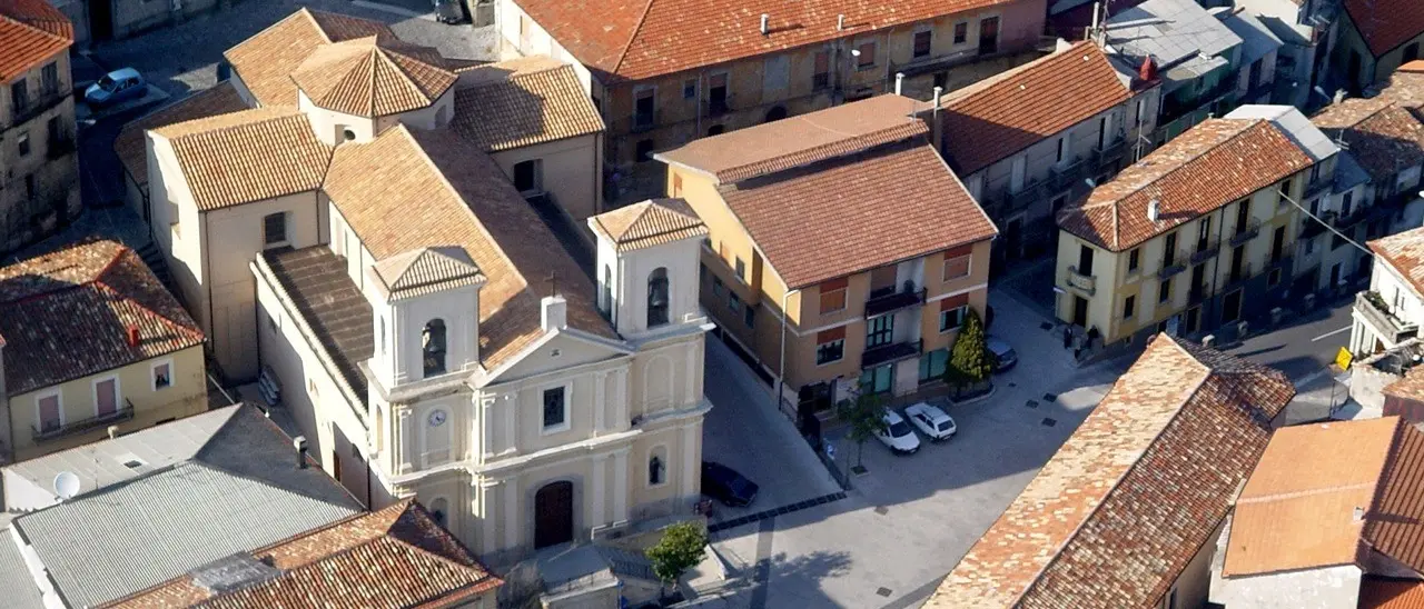 “Premio Aurea Nox – L’Oro della Coscienza”, a Chiaravalle Centrale è tutto pronto per la seconda edizione dell’evento culturale\n