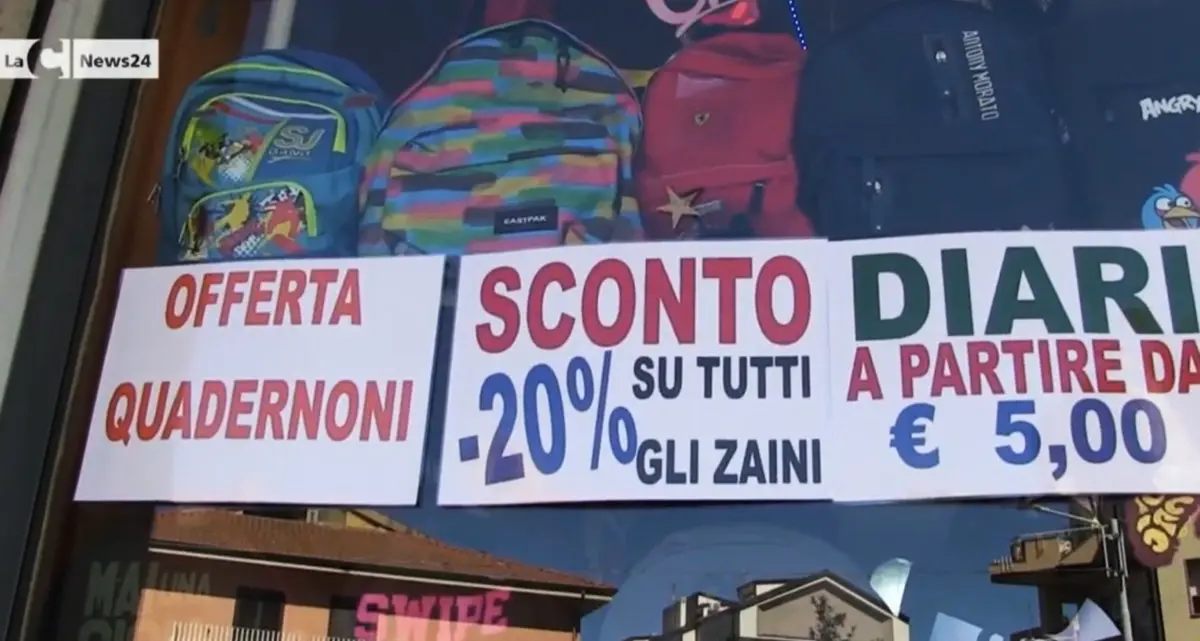 Voucher caro scuola, dalla Regione Calabria 8 milioni di euro per aiutare studenti e famiglie: ecco come funziona\n