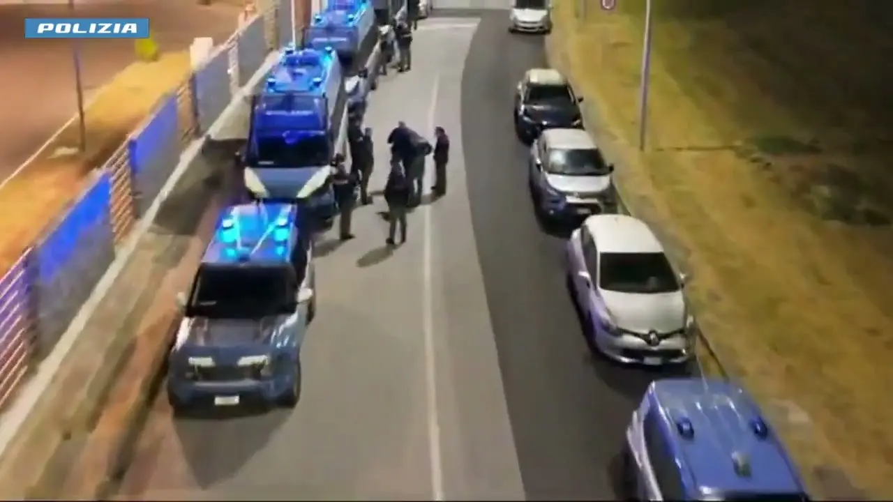 Reggio Calabria, il vero allarme è la domanda di droga: centinaia di clienti al giorno tra adulti, professionisti e giovanissimi\n