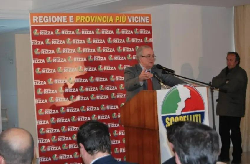 Addio a Domenico Rizza, l’ex assessore regionale muore a 84 anni all’ospedale di Catanzaro\n