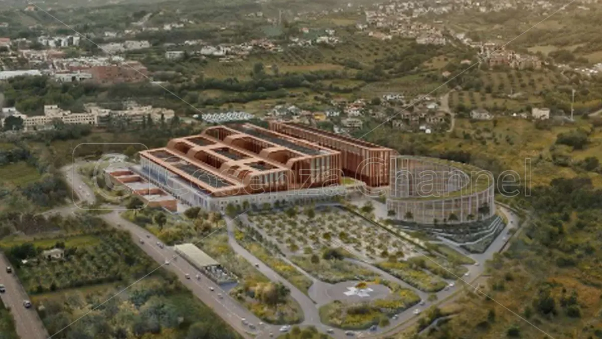 Vista del nuovo ospedale di Cosenza dal fronte nord