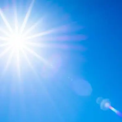 <p>Un’altra giornata di caldo in Calabria ma nel Catanzarese nel pomeriggio potrebbe arrivare <span style=\"color:hsl(0, 75%, 60%);\">qualche pioggia</span></p>