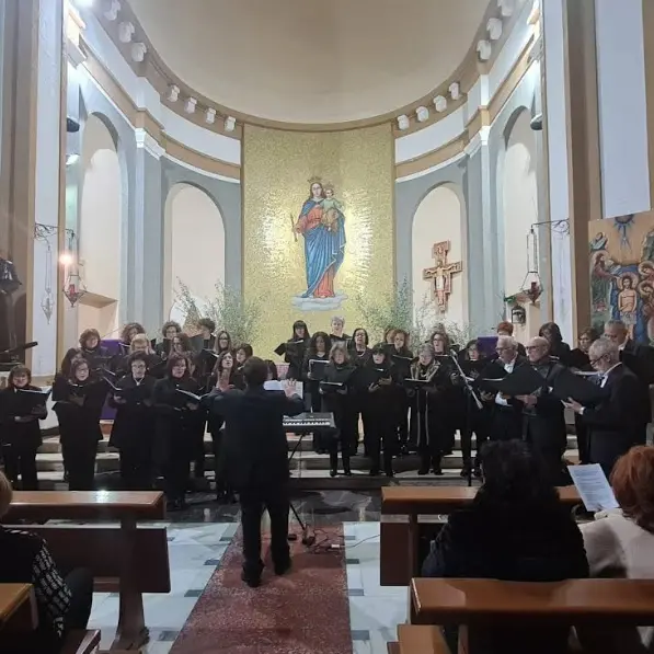 “Laudate Mariam!”, a Vibo Valentia il concerto del coro polifonico Pensieri, musica e parole\n