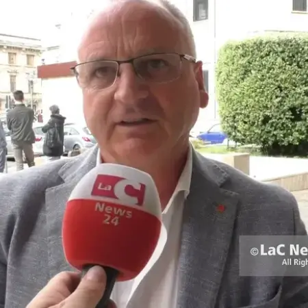 La Cgil Area Vasta Catanzaro-Crotone-Vibo saluta De Rosa al termine del suo incarico: «Prefetto autorevole e umano, resterà il segno del suo ascolto»\n
