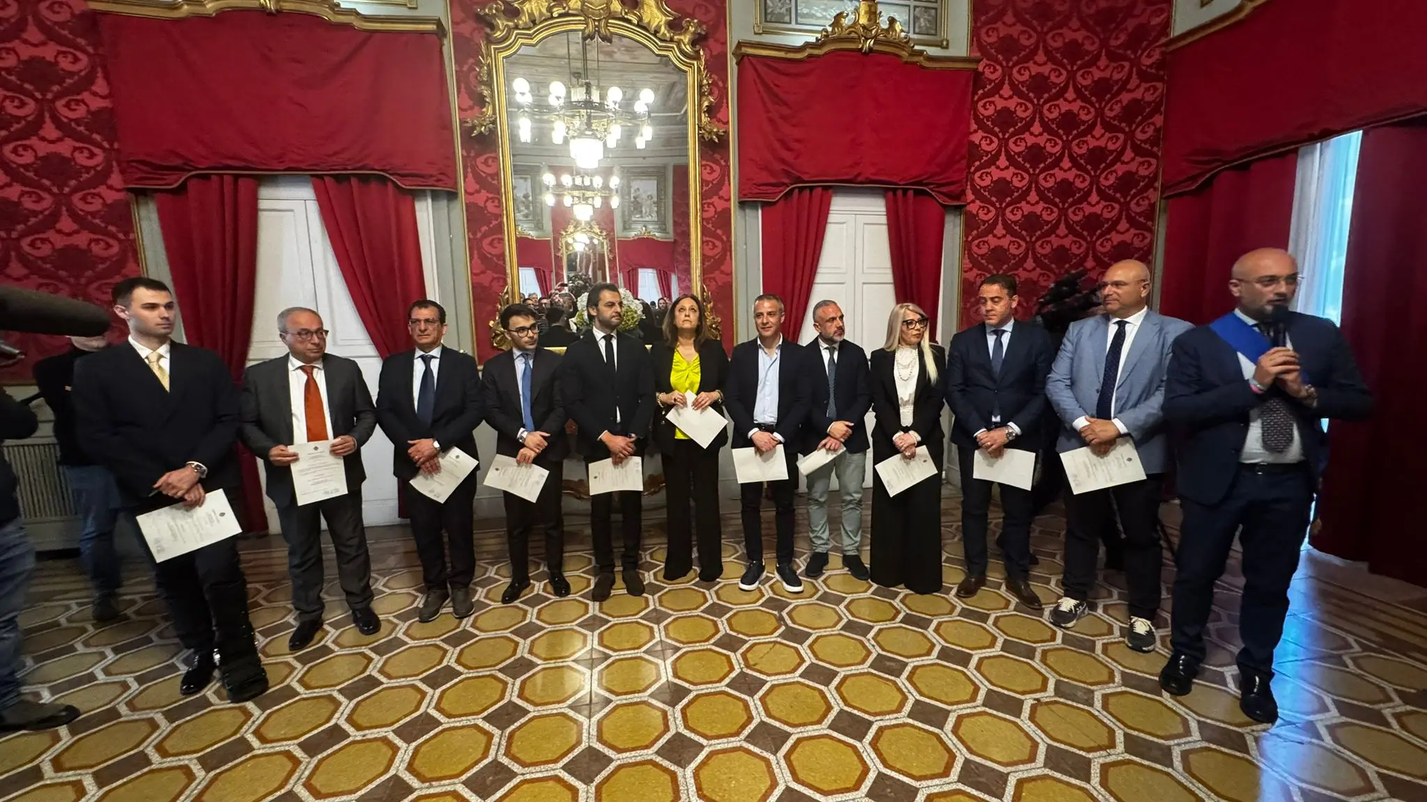 Provincia di Cosenza, ecco la nuova giunta Faragalli. Belvedere vicepresidente | NOMI