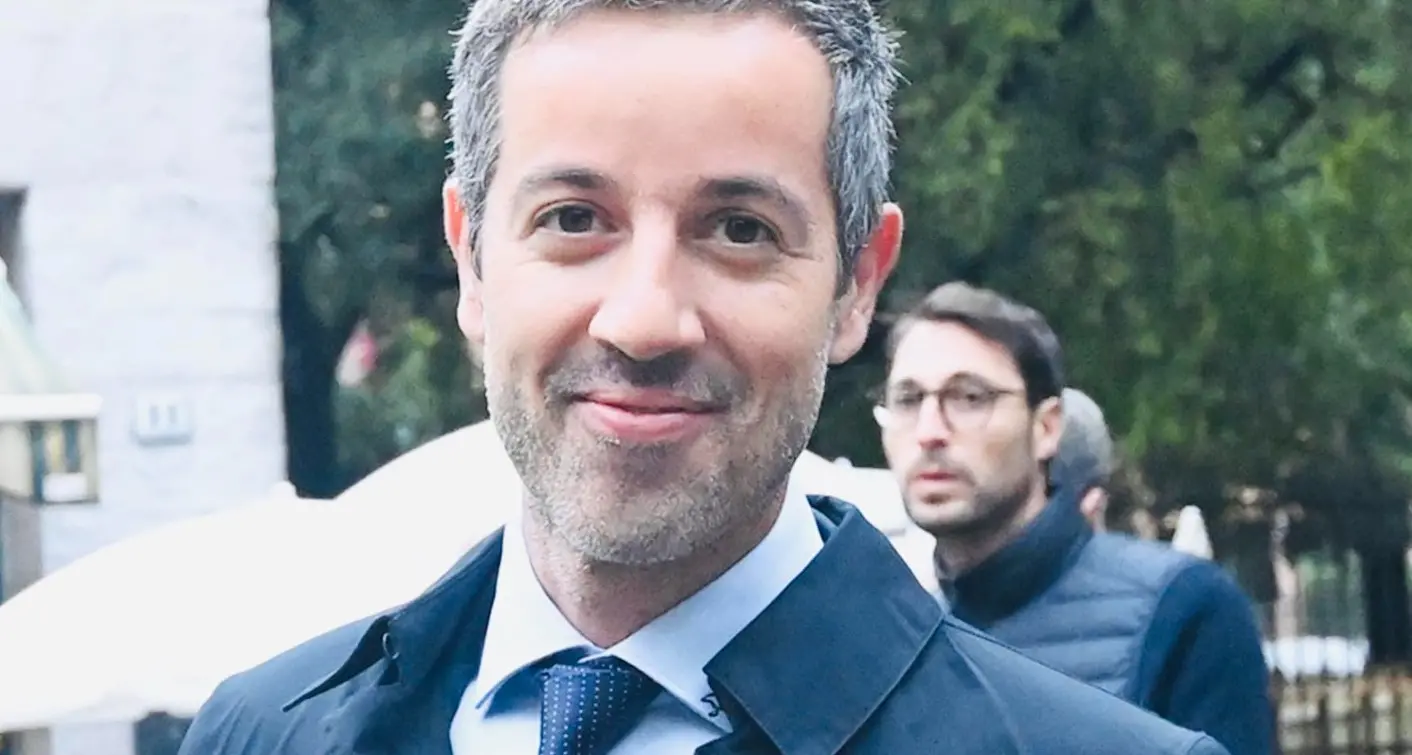 Calenda-Cannizzaro, tocca al senatore Lombardo il “passo indietro” sulle parole del leader nazionale: «Il sindaco è persona perbene e di grande esperienza»\n