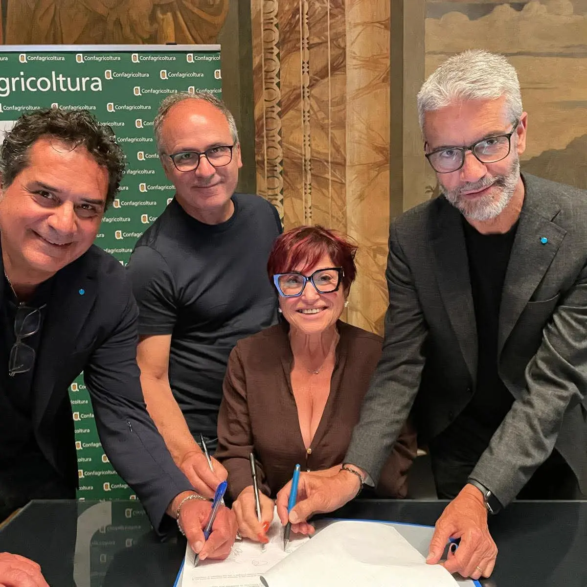Operai agricoli e florovivaisti, rinnovato il contratto: aumento del 5,1%\n