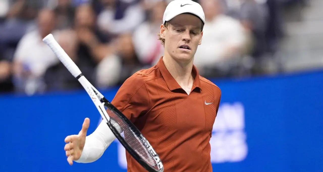 Sinner si sente male tra vomito e crampi e viene eliminato dall’argentino Cerundolo: addio al\u00A0Roland Garros 2026\n
