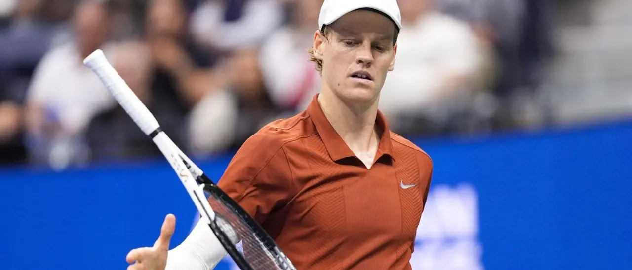 Sinner si sente male tra vomito e crampi e viene eliminato dall’argentino Cerundolo: addio al\u00A0Roland Garros 2026\n
