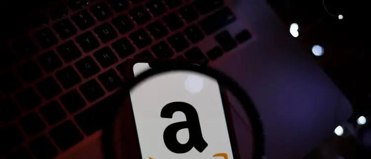 Il welfare dei «poveri cristiani»:\u00A0così la ’ndrangheta voleva assumere per conto di Amazon\n