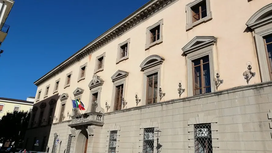 <p><span style=\"color:hsl(0, 75%, 60%);\">Piano Strutturale Comunale</span>, Barberio e Procopi: «Il Psc non è la somma di interessi privati, ma una scelta per il futuro dell’intera città»</p>
