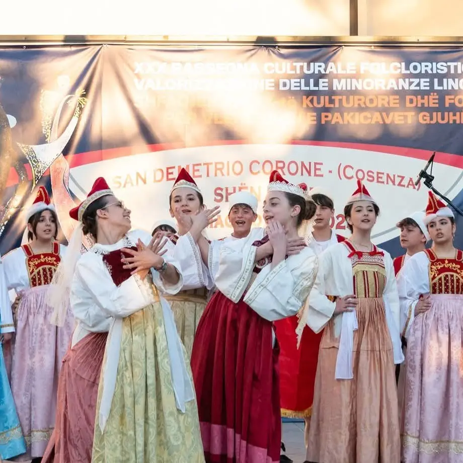 L’orgoglio che non tace, a Vena di Maida l’identità delle minoranze linguistiche si fa futuro\u00A0con\u00A0la XXXI Rassegna Culturale Folcloristica\n