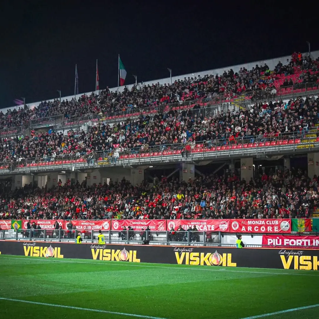 Monza-Catanzaro, la notte che vale una stagione: U-Power Stadium sold out e invasione giallorossa\n