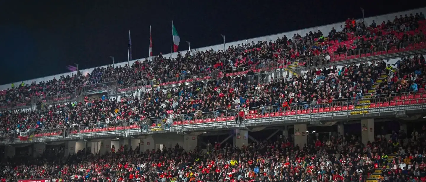 Monza-Catanzaro, la notte che vale una stagione: U-Power Stadium sold out e invasione giallorossa\n
