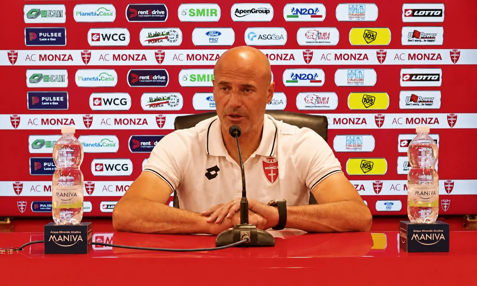 Catanzaro chiamato alla rimonta, l’allenatore del Monza Bianco suona la carica: «La Serie A è dentro di noi»\n