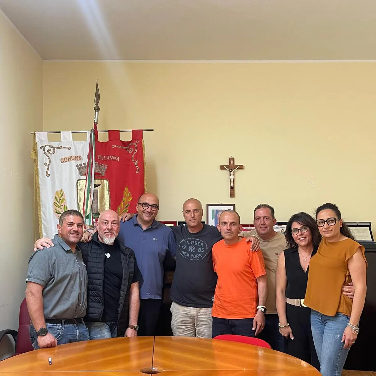 Stabilizzati i lavoratori ex TIS del Comune di Calanna: firmati i contratti di assunzione\n