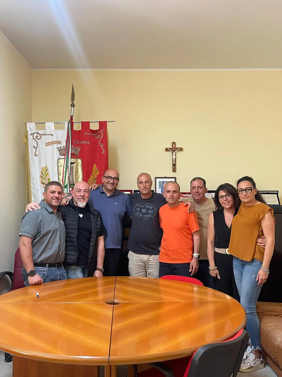 Stabilizzati i lavoratori ex TIS del Comune di Calanna: firmati i contratti di assunzione\n
