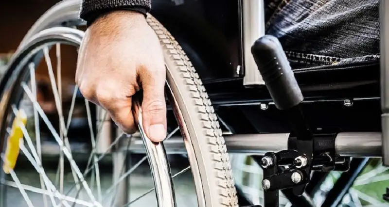 <p>Assistenza domiciliare sospesa a Lamezia, famiglie e associazioni: «Diritti negati a persone con disabilità e anziani»</p>