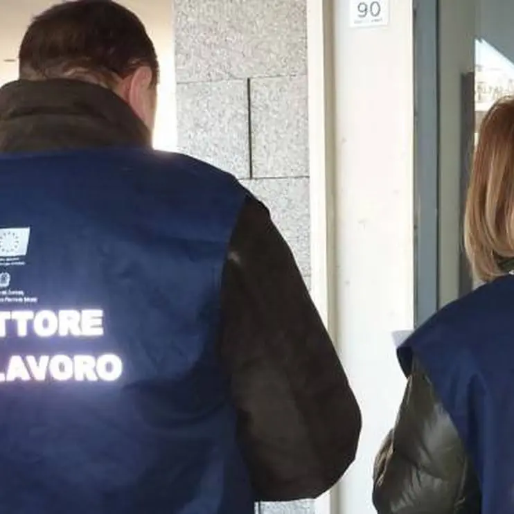 Blitz dell’Ispettorato del lavoro in cantieri e stabilimenti balneari nel Cosentino\n