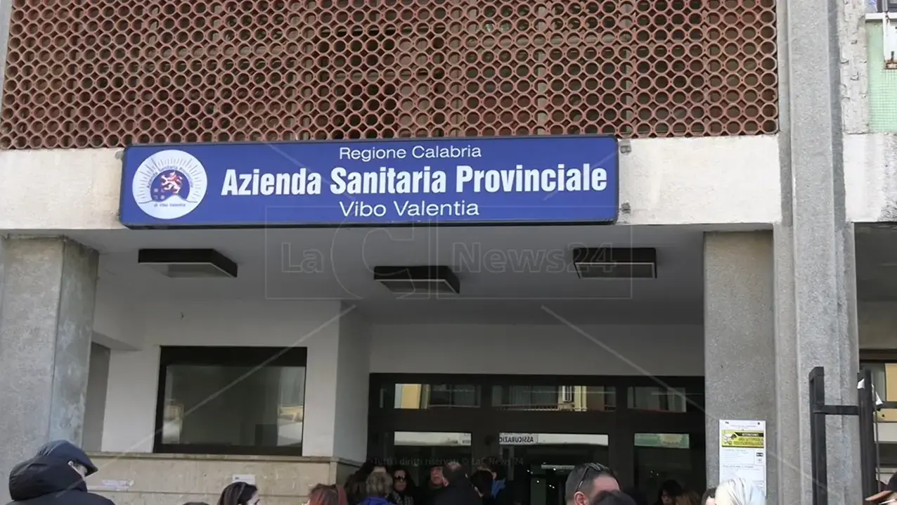 «Senza assistenza chiedo il suicidio assistito»: la Pec\u00A0shock di Ivan scuote l'Asp\u00A0di Vibo\n