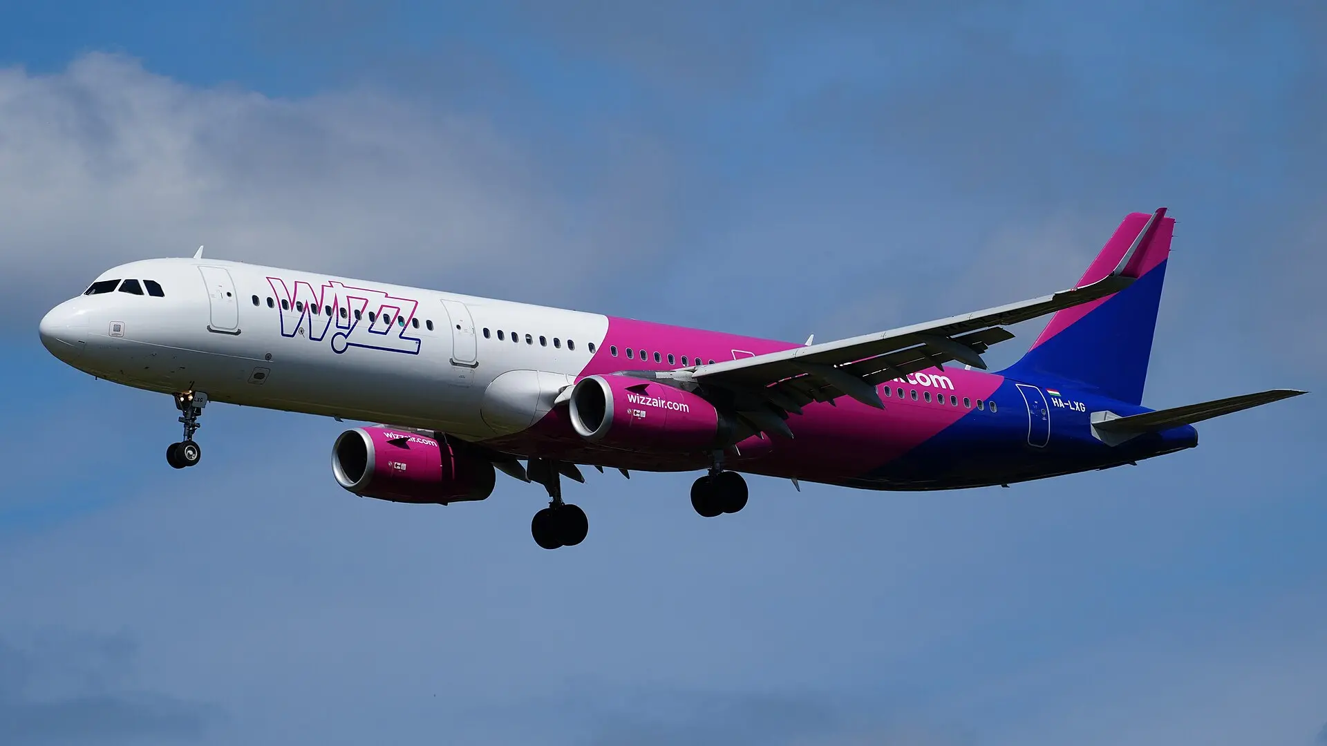 Wizz Air lancia la rotta Lamezia-Roma: due voli al giorno da ottobre 2026. Ecco quanto costeranno