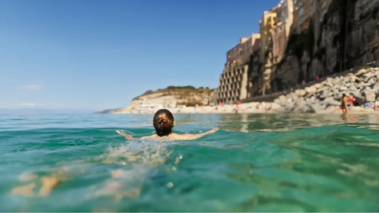 Meteo, tanto sole ma niente afa: anche il fine settimana all’insegna del bel tempo con temperature sopportabili\n