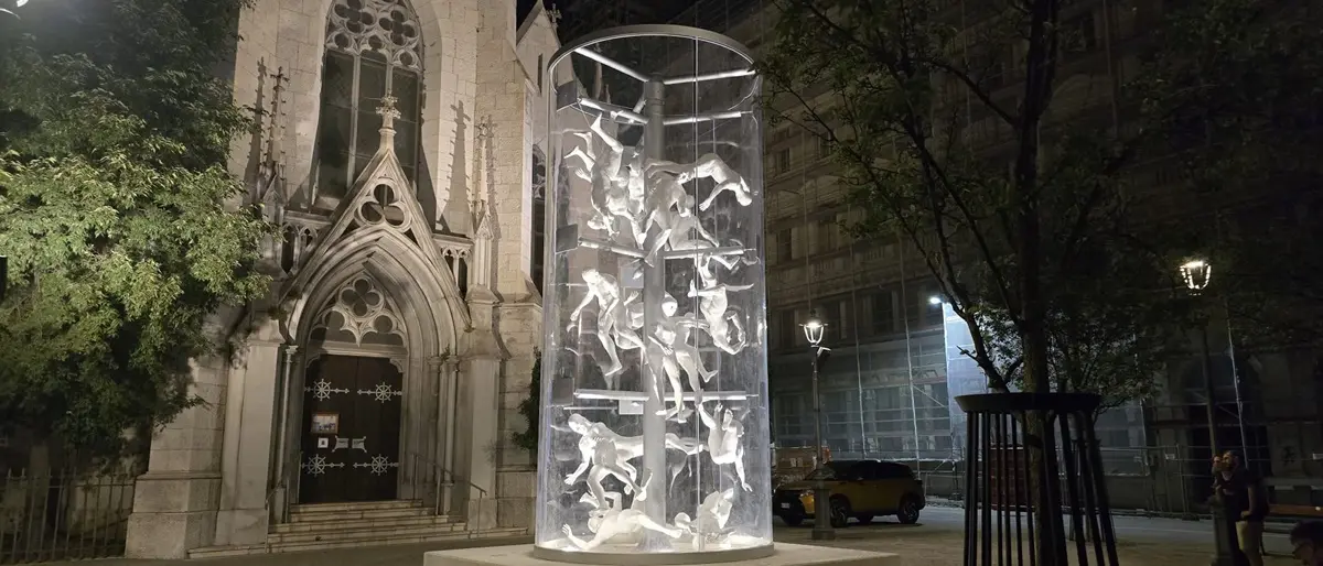 A Trieste si erge Monumentum, l'opera in memoria delle vittime delle Foibe\u00A0dell'accademia di Belle Arti di Reggio\n\n\n