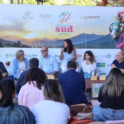 Taurianova, il Villaggio Sud Agrifest entra nel vivo: giovani, energia, bergamotto\n